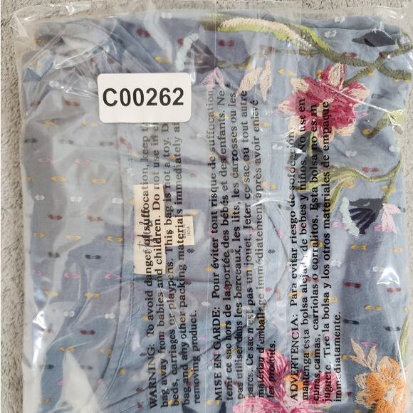 Style&Co Top Womens S Blue Embroider Floral V-Neck Ruffled Sleeve Peasant Boho - Picture 9 of 9